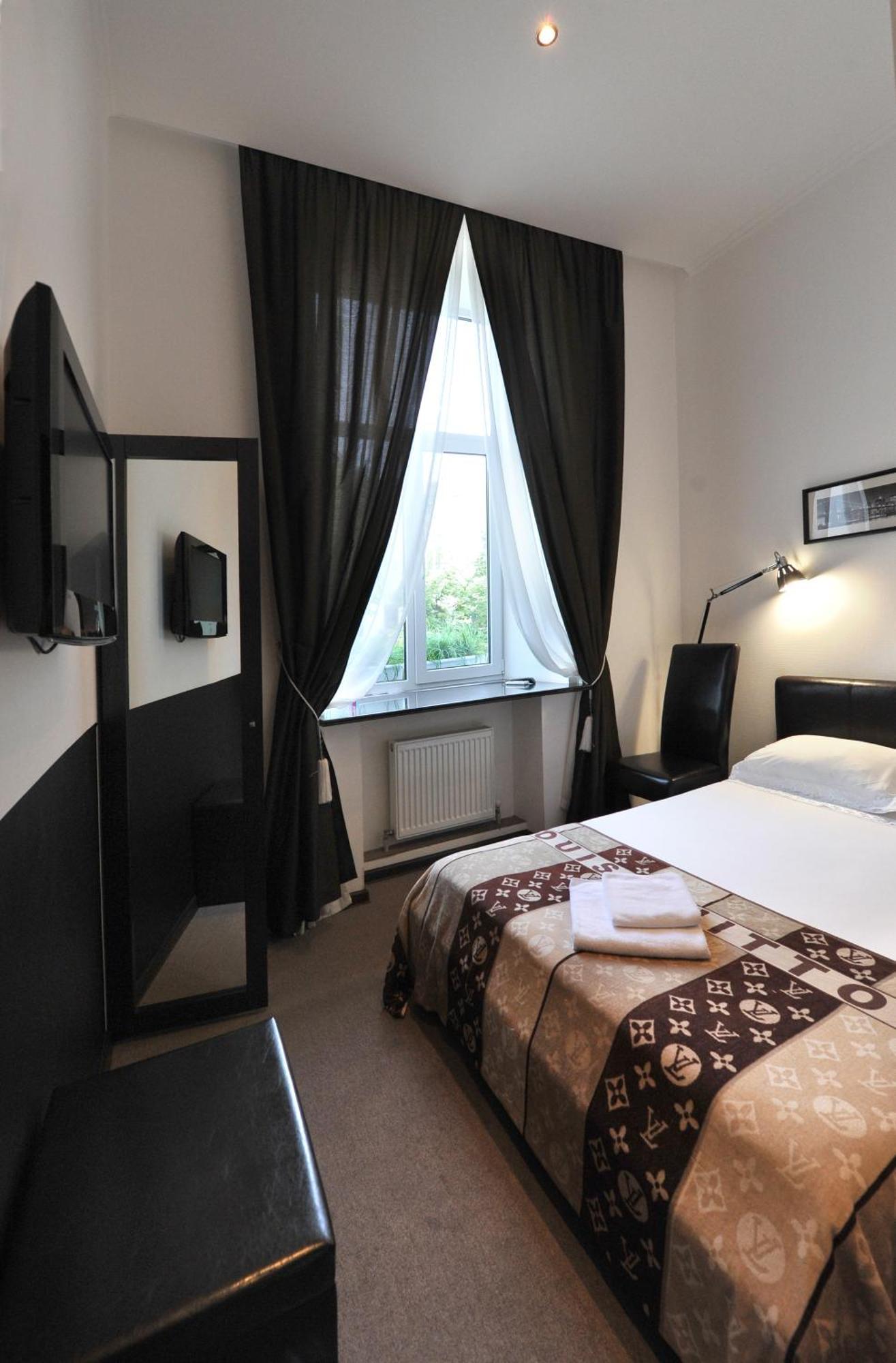 Hotel Reno On Deribasovskaya Oldenburg Bagian luar foto