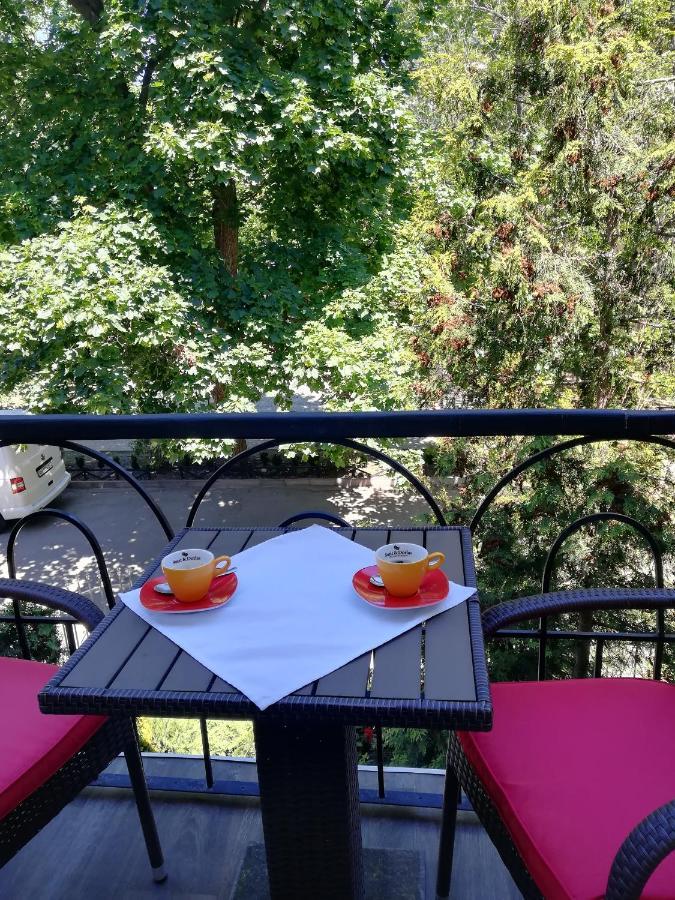 Hotel Reno On Deribasovskaya Oldenburg Bagian luar foto